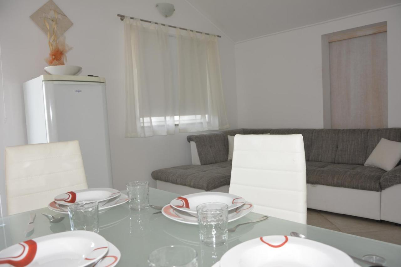 Apartman 2 Senj  Buitenkant foto
